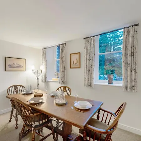 2 Bed In Oc-lr190 Ambleside